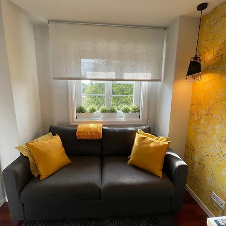 Yellow Home Santiago de Compostela Exterior photo